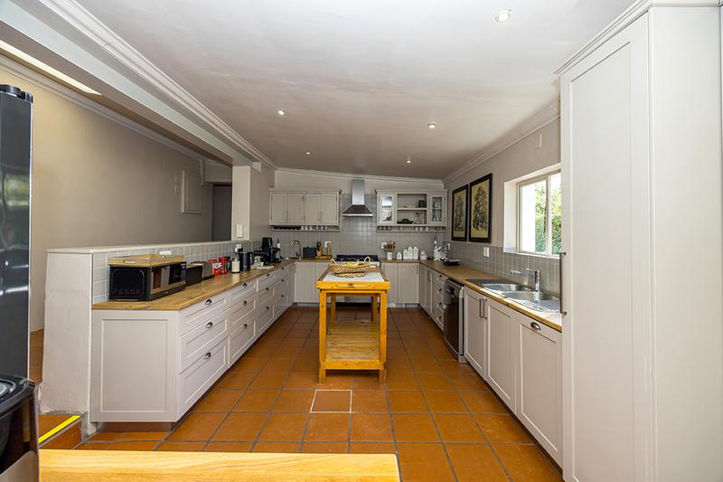 4 Bedroom Property for Sale in Claremont Western Cape